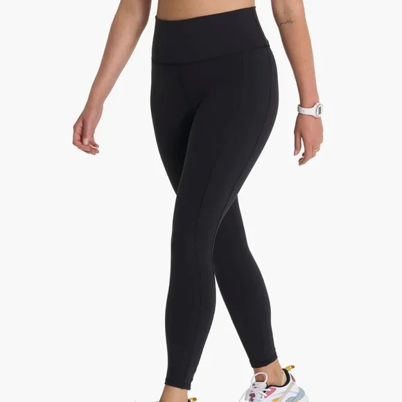 Vuori Studio Leggings - Picture 2 of 12